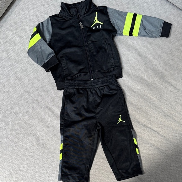 Jordan Other - NEW Air Jordan sweatsuit